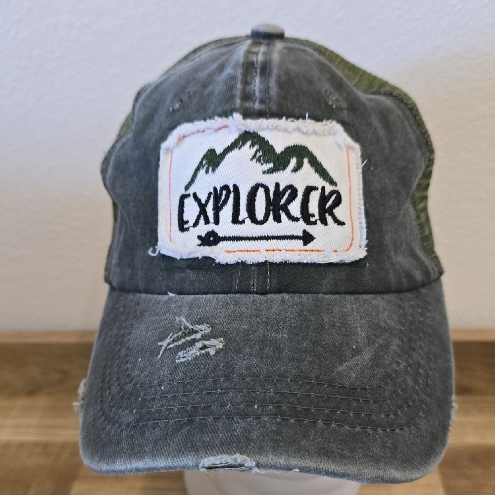 Explorer Kids Distressed Cap - Gray and Green